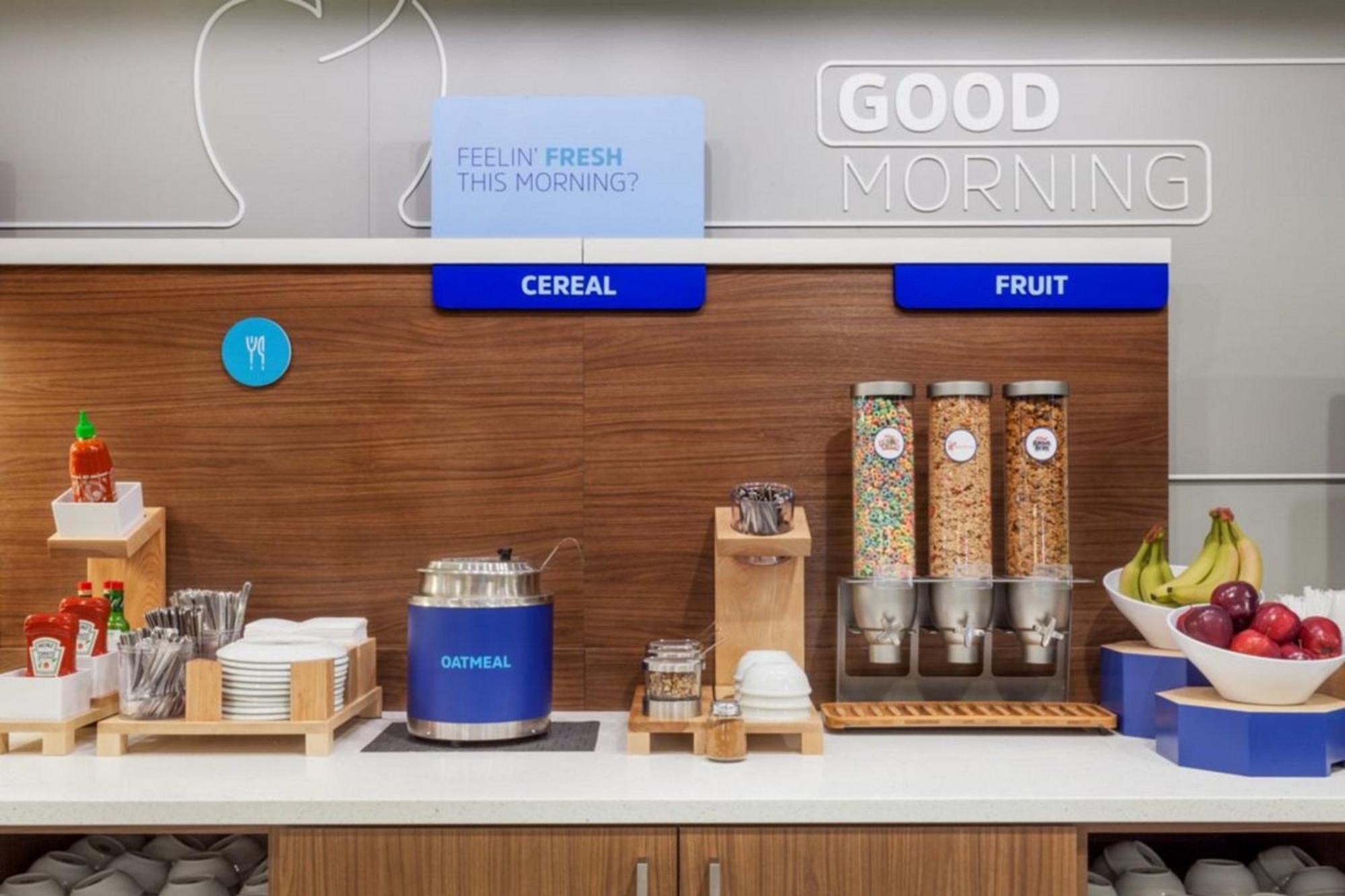 Holiday Inn Express Redding North By Ihg Exteriör bild